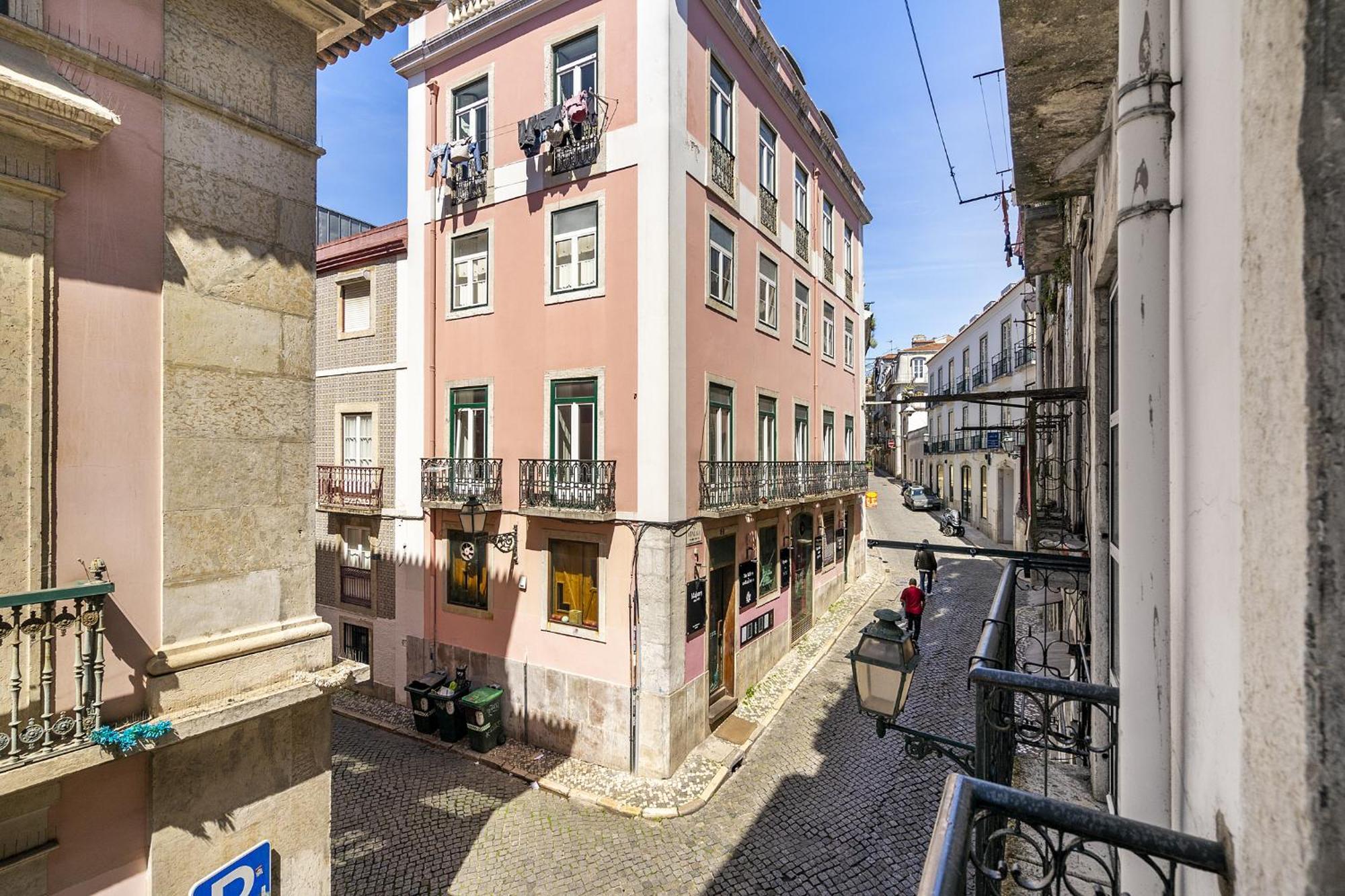 Whome Stylish Family Residence In The Heart Of Chiado Lisboa Extérieur photo