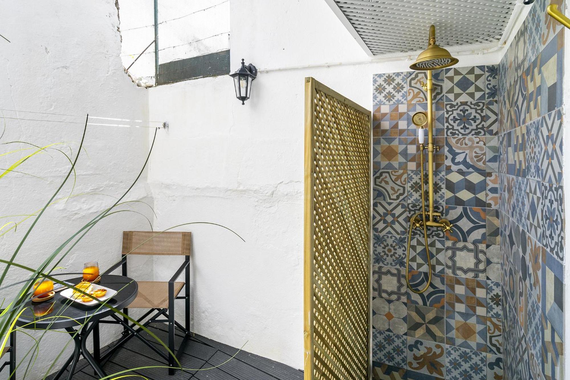 Whome Stylish Family Residence In The Heart Of Chiado Lisboa Extérieur photo